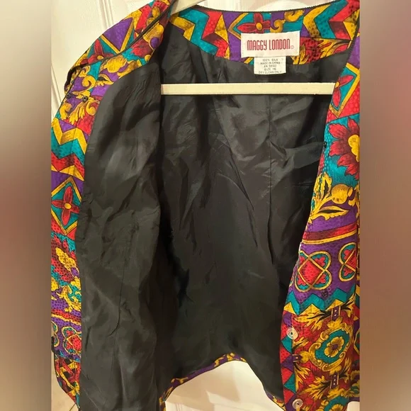 Maggy London 100% silk blazer - Picture 9 of 9